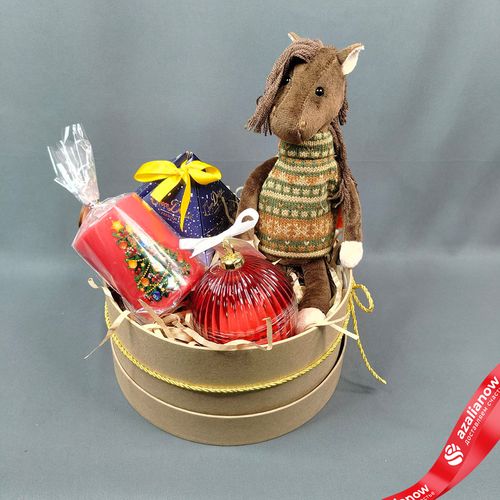 Подарочный набор «Мечта каждой девочки» с мягкой игрушкой, конфетами и свечами