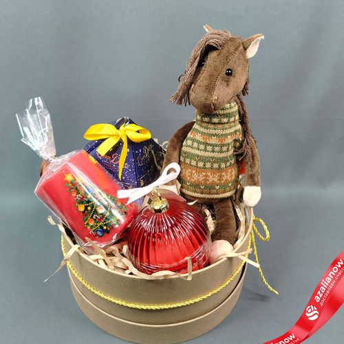 Фото 2: Подарочный набор «Мечта каждой девочки» с мягкой игрушкой, конфетами и свечами