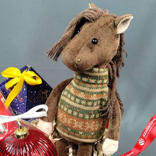 Фото 4: Подарочный набор «Мечта каждой девочки» с мягкой игрушкой, конфетами и свечами