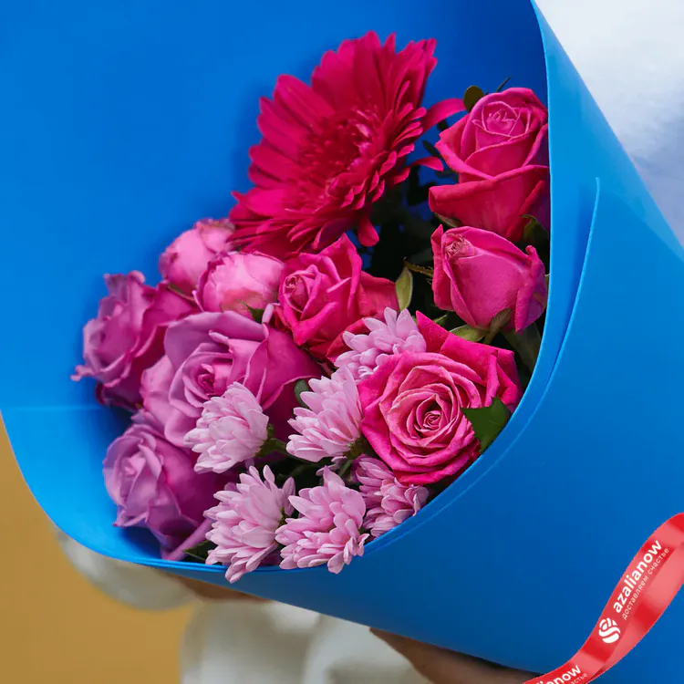 Фото 2: Акция! Букет из роз, хризантемы и герберы «Благодарю тебя». Сервис доставки цветов AzaliaNow