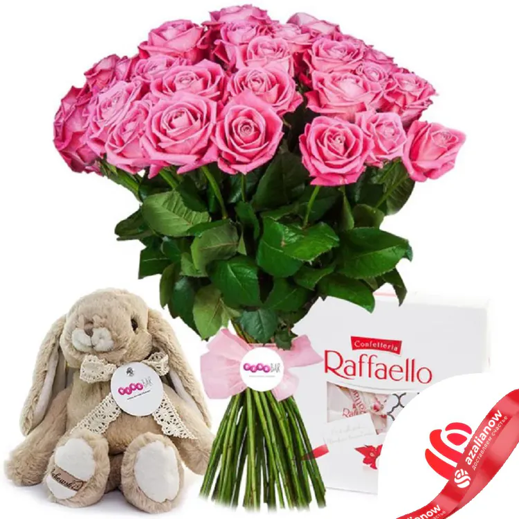 Фото 1: 31 розовая роза + Зайчик + Конфеты. Сервис доставки цветов AzaliaNow