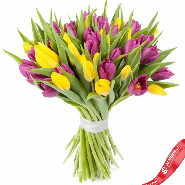 Фото 1: Букет из 21 сиреневого 20 желтых тюльпанов. Сервис доставки цветов AzaliaNow