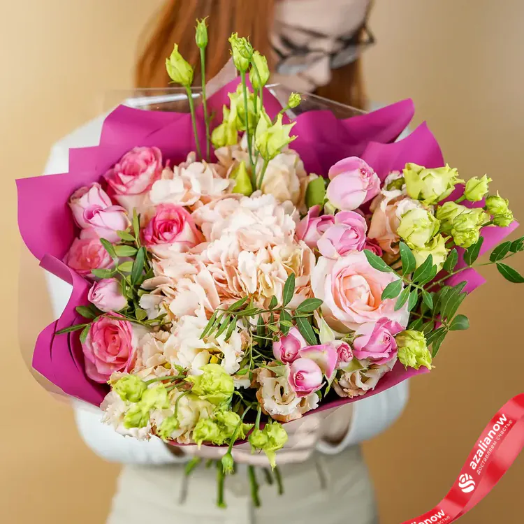 Фото 6: Букет из роз, лизиантусов и гортензии «Эйфория». Сервис доставки цветов AzaliaNow