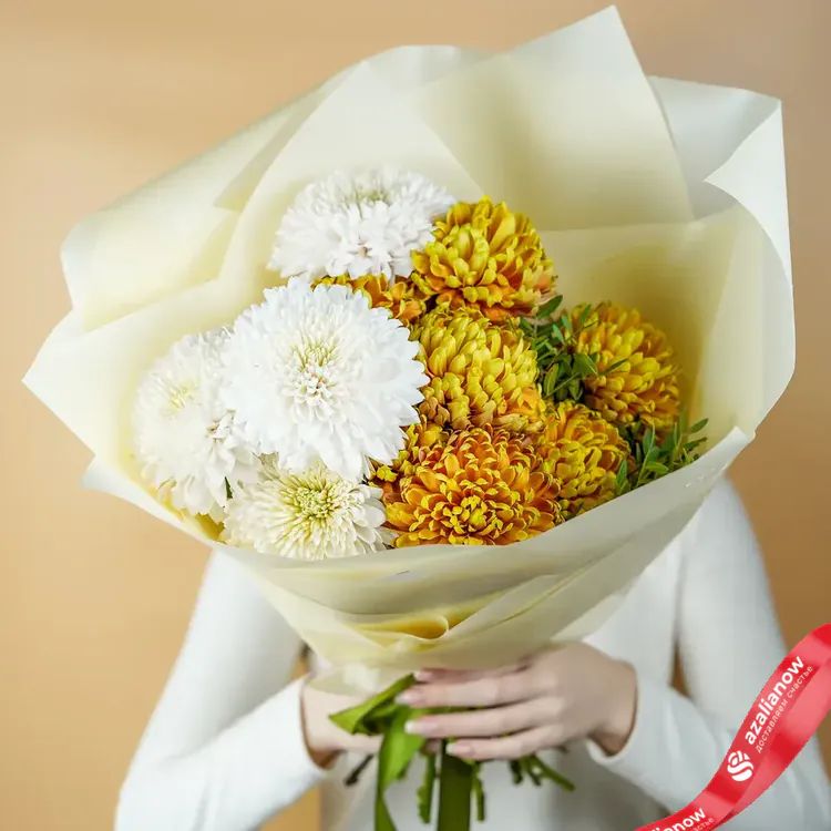 Фото 6: Букет из белых и желтых хризантем «Вивьенна». Сервис доставки цветов AzaliaNow
