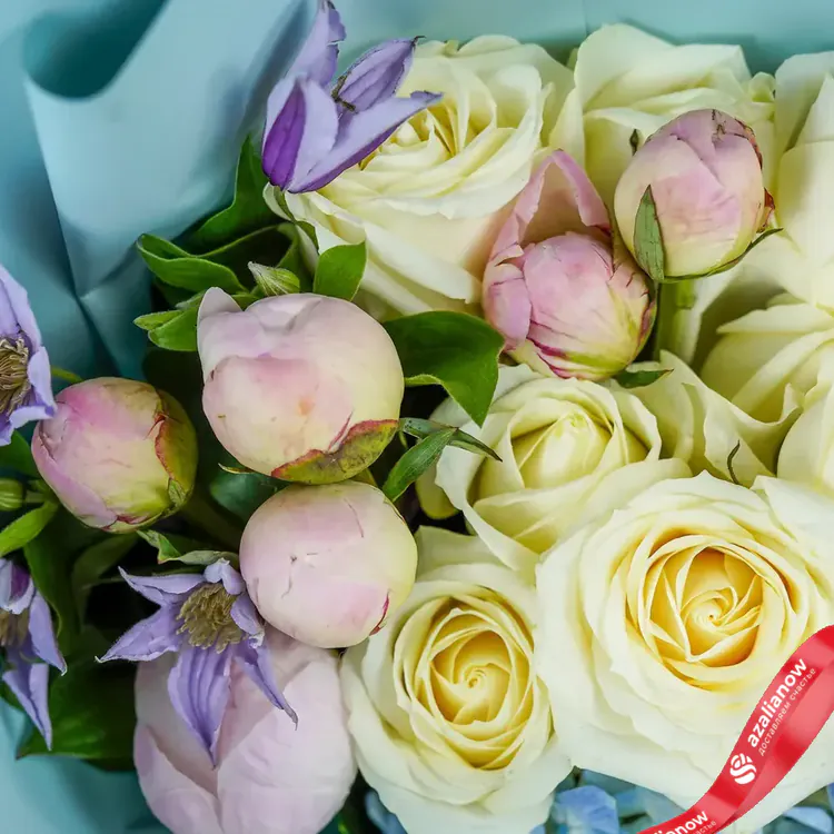 Фото 3: Букет из пионов, роз и гортензий «Притяжение». Сервис доставки цветов AzaliaNow