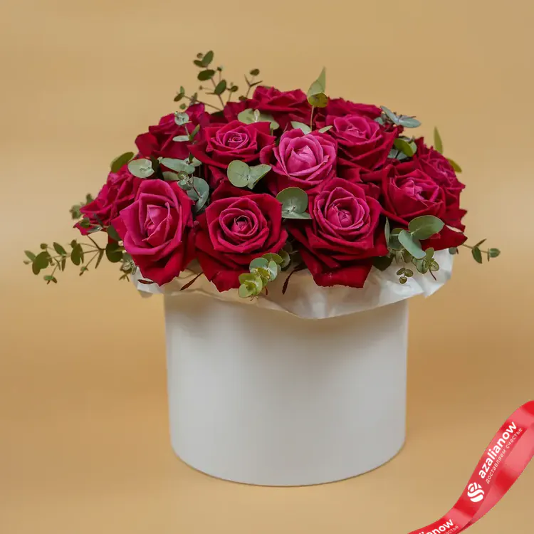 Фото 6: Акция! Букет из 19 красных роз «Искушение в коробке». Сервис доставки цветов AzaliaNow