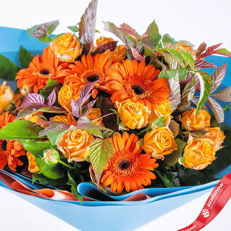 Фото 3: Акция! Букет из оранжевых роз, гермини и малины «Хорошее настроение». Сервис доставки цветов AzaliaNow