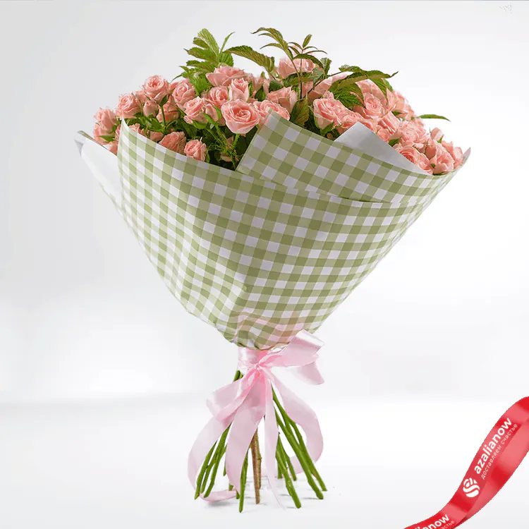 Фото 2: Акция! Букет из розовых роз и малины «Мечты сбываются». Сервис доставки цветов AzaliaNow