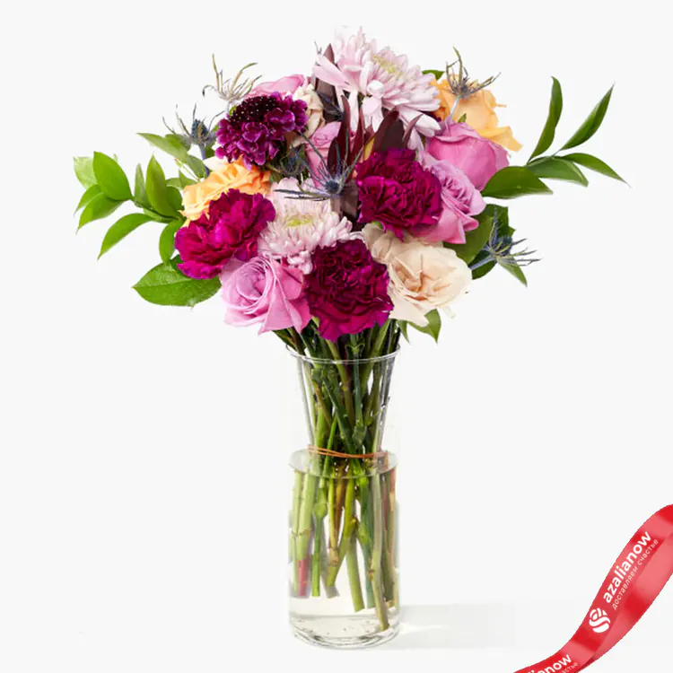 Фото 2: Букет из роз, гвоздик, левкадендрона «Августа». Сервис доставки цветов AzaliaNow