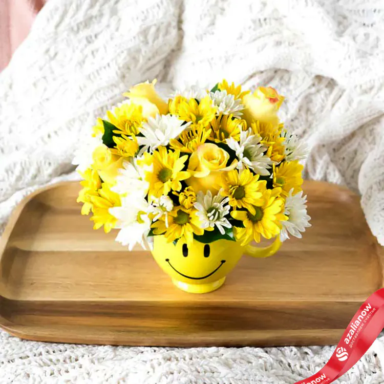 Фото 4: Букет из желтых и белых хризантем и роз «Алина». Сервис доставки цветов AzaliaNow
