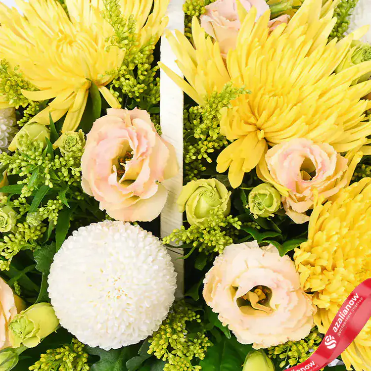 Фото 4: Букет из хризантем и лизиантусов «Рима». Сервис доставки цветов AzaliaNow
