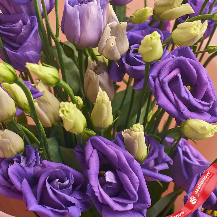 Фото 3: Букет из 5 фиолетовых лизиантусов «Мужчине». Сервис доставки цветов AzaliaNow