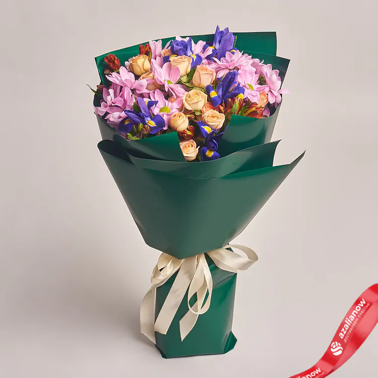 Фото 1: Букет из альстромерий, ирисов, хризантем и роз «Мое почтение». Сервис доставки цветов AzaliaNow