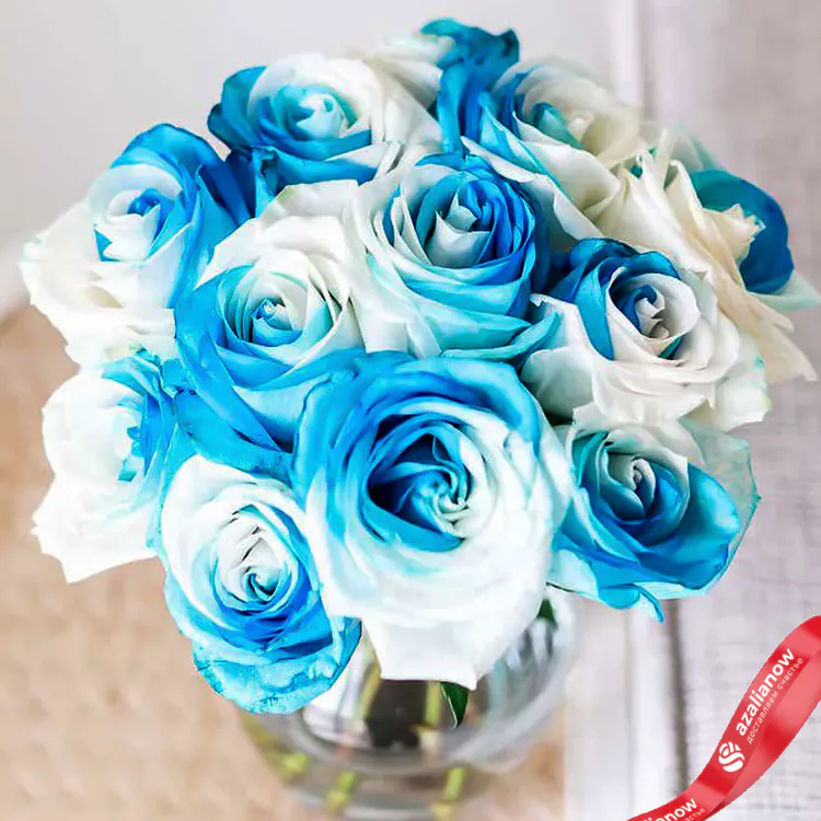 Фото 3: Букет из 13 бело-голубых роз «Елена». Сервис доставки цветов AzaliaNow