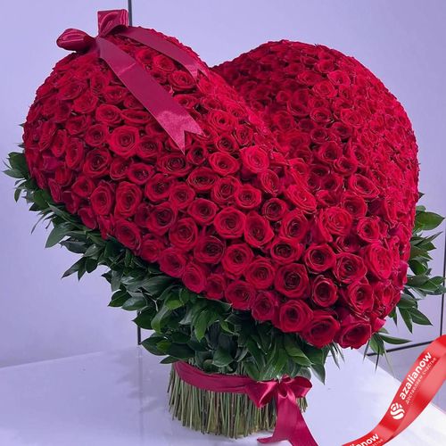 Фото 4: Букет из 501 красной розы в форме сердца