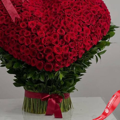 Фото 3: Букет из 501 красной розы в форме сердца