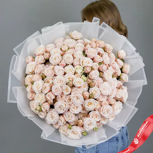 Фото 3: Акция! Огромный букет из кустовых светло-бежевых роз. Сервис доставки цветов AzaliaNow