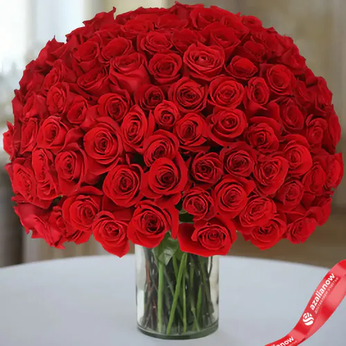 Фото 1: 101 красная роза высшего сорта, 50 см, Россия. Сервис доставки цветов AzaliaNow