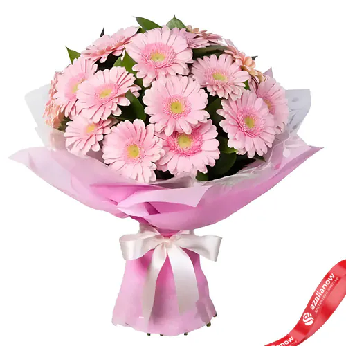 Фото 1: Букет из 15 розовых гербер в розовой бумаге крафт. Сервис доставки цветов AzaliaNow