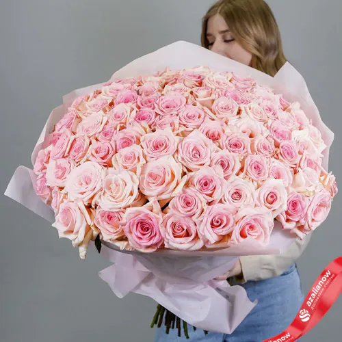 Фото 1: Огромный шикарный букет из 151 розовой розы. Сервис доставки цветов AzaliaNow