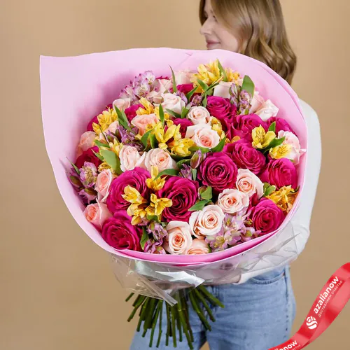 Фото 1: Огромный шикарный букет из альстромерий и роз. Сервис доставки цветов AzaliaNow