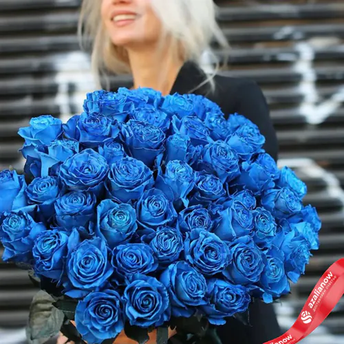 Фото 1: 51 синяя роза. Сервис доставки цветов AzaliaNow
