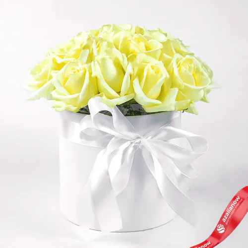 Фото 2: Акция! Букет из 19 белых роз «Коробочка белых роз». Сервис доставки цветов AzaliaNow