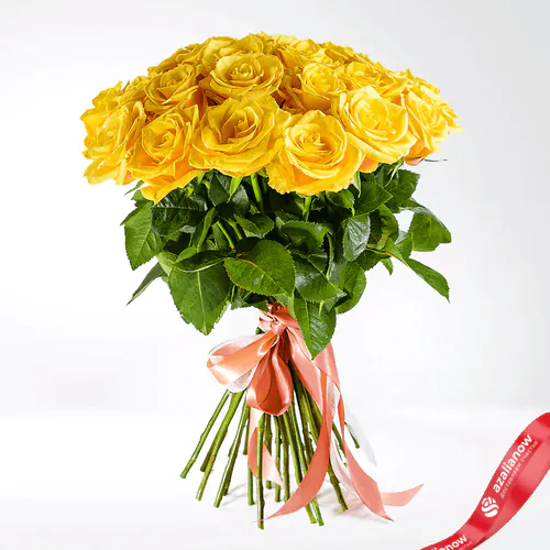 Фото 1: Букет из 19 желтых роз «Цвет солнца». Сервис доставки цветов AzaliaNow