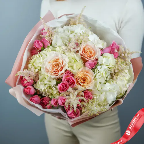 Фото 4: Букет из гортензий, роз, астильбы «Нежность». Сервис доставки цветов AzaliaNow