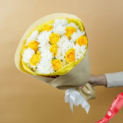 Фото 2: Букет из желтых роз и белых хризантем «Солнечные блики». Сервис доставки цветов AzaliaNow