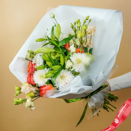 Фото 1: Букет из роз, лизиантусов, хризантем и лилий «Роскошь». Сервис доставки цветов AzaliaNow