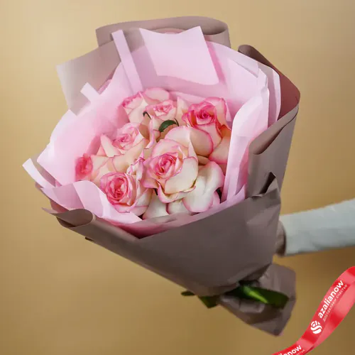 Фото 1: Букет из розовых роз «Символ любви». Сервис доставки цветов AzaliaNow