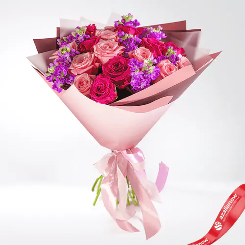 Фото 1: Акция! Букет из роз и маттиолы «Ля Маре». Сервис доставки цветов AzaliaNow