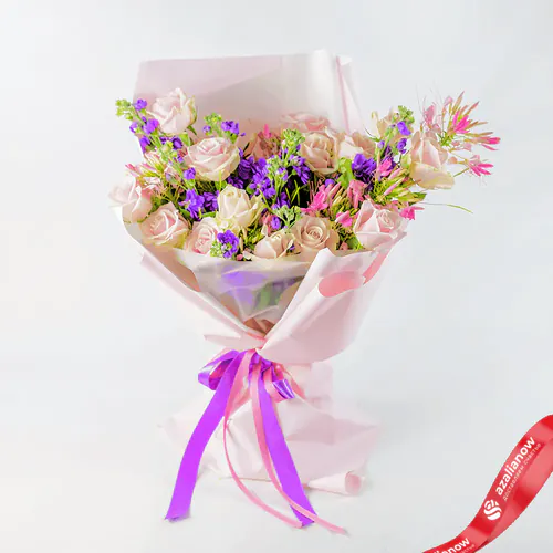 Фото 1: Букет из роз, маттиол, клеомы «Ты моя нежность». Сервис доставки цветов AzaliaNow