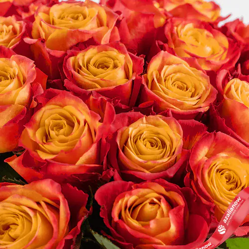 Фото 2: Букет из 25 ярко-оранжевых роз «Огонь». Сервис доставки цветов AzaliaNow