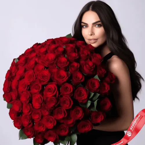 Фото 1: 151 красная роза 50 см, Россия. Сервис доставки цветов AzaliaNow