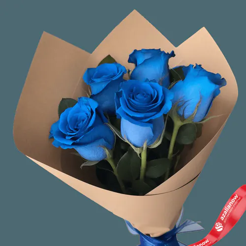 Фото 1: 5 синих роз в крафтовой бумаге. Сервис доставки цветов AzaliaNow