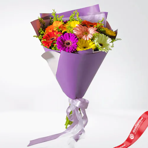 Фото 1: Букет разноцветных гербер «Радужный день». Сервис доставки цветов AzaliaNow