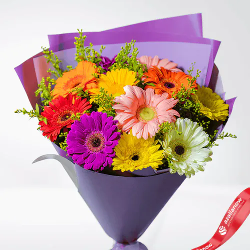 Фото 2: Букет разноцветных гербер «Радужный день». Сервис доставки цветов AzaliaNow