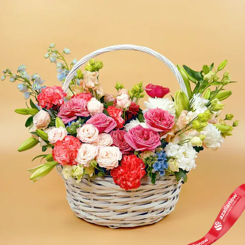 Фото 1: Букет из роз, лизиантусов, гвоздик «Непостижимость». Сервис доставки цветов AzaliaNow