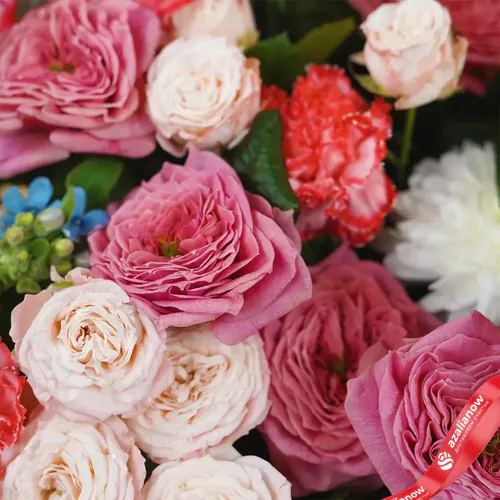 Фото 2: Букет из роз, лизиантусов, гвоздик «Непостижимость». Сервис доставки цветов AzaliaNow