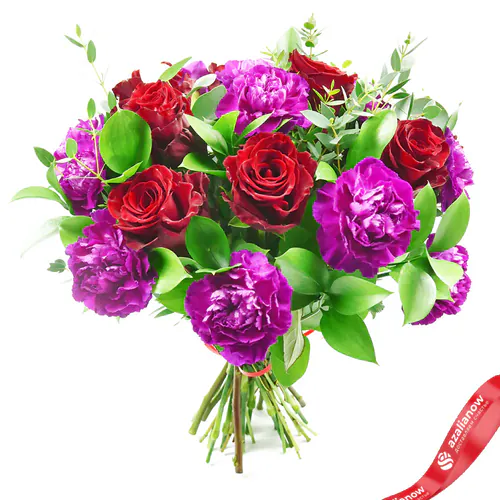 Фото 1: Букет из роз, гвоздик и зелени «Адриана». Сервис доставки цветов AzaliaNow