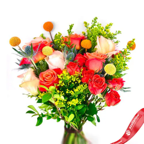 Фото 1: Букет из роз, краспедий, эрингиума «Инга». Сервис доставки цветов AzaliaNow
