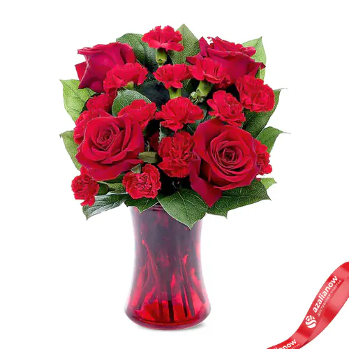 Фото 1: Букет из красных роз и гвоздик «Алевтина». Сервис доставки цветов AzaliaNow