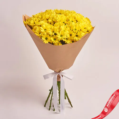Фото 1: Букет из 15 кустовых желтых хризантем в крафте. Сервис доставки цветов AzaliaNow
