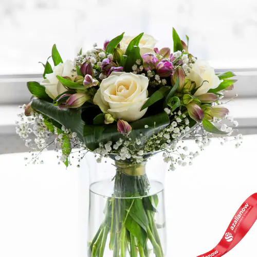 Фото 1: Букет из роз, альстромерий и гипсофил «Дарья». Сервис доставки цветов AzaliaNow