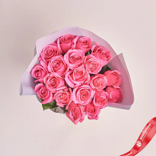 Фото 2: Букет из 19 розовых роз в серой пленке. Сервис доставки цветов AzaliaNow