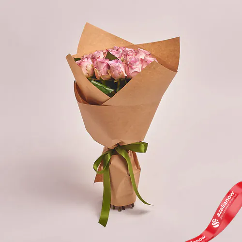 Фото 1: Букет из 15 светло-розовых роз в крафте. Сервис доставки цветов AzaliaNow