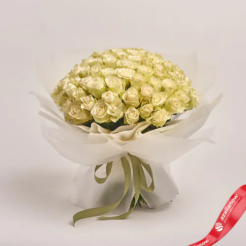 Фото 1: Букет из 101 светло-бежевой розы в прозрачной пленке. Сервис доставки цветов AzaliaNow