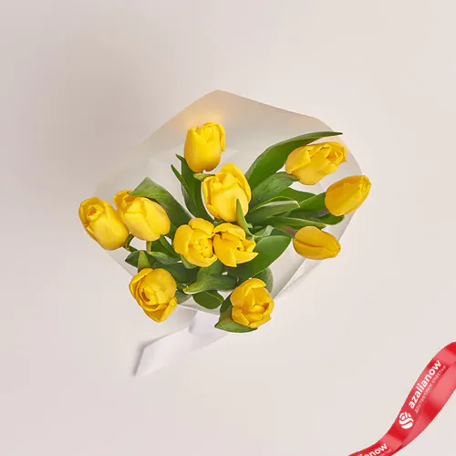 Фото 2: Букет из 11 желтых тюльпанов в прозрачной пленке. Сервис доставки цветов AzaliaNow